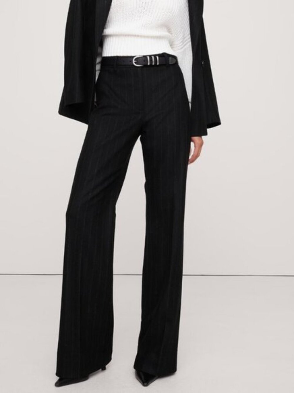 Banana Republic High-Rise Wide-Leg Flare Flannel Pant size 2 Black Stripe